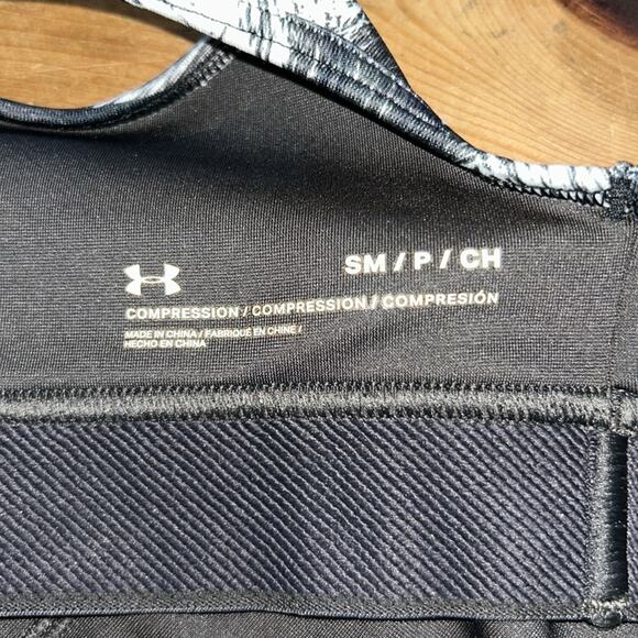 Under Armour Women's Marble Pattern Sports Bra Size Small - Picture 5 of 5